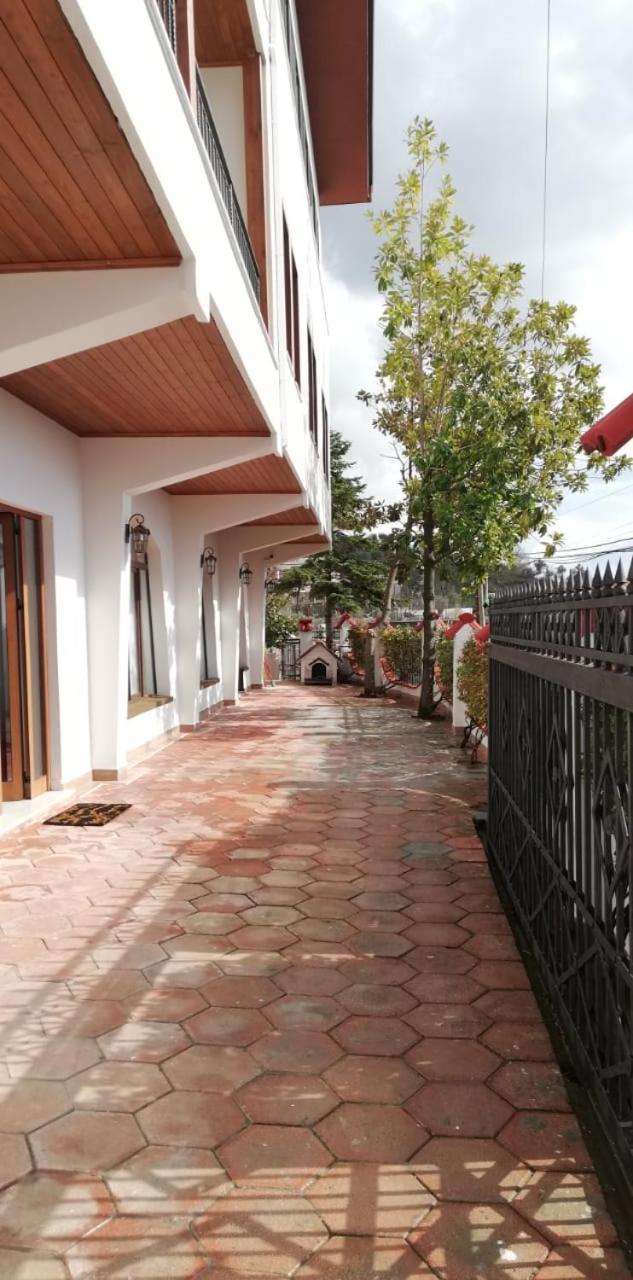 Vila Dani Near Castle And Old Bazar Kruje Ngoại thất bức ảnh